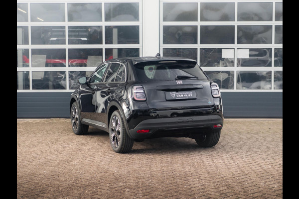 Fiat 600E La Prima 54 kWh | Carplay | Elek. Stoel | Stoelverwarming | Keyless | LED | Clima