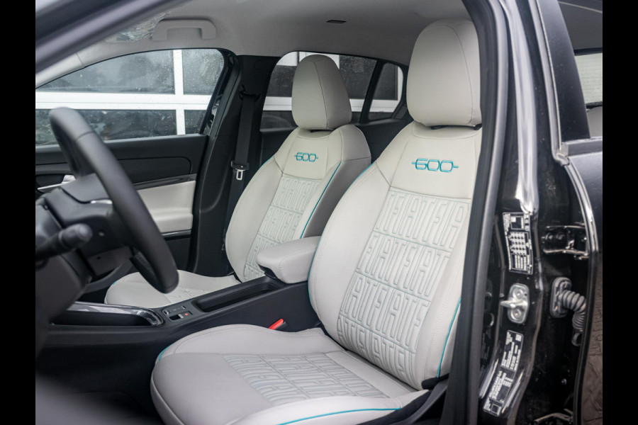 Fiat 600E La Prima 54 kWh | Carplay | Elek. Stoel | Stoelverwarming | Keyless | LED | Clima
