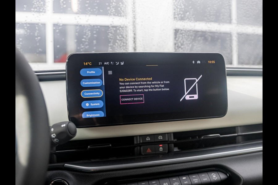 Fiat 600E La Prima 54 kWh | Carplay | Elek. Stoel | Stoelverwarming | Keyless | LED | Clima