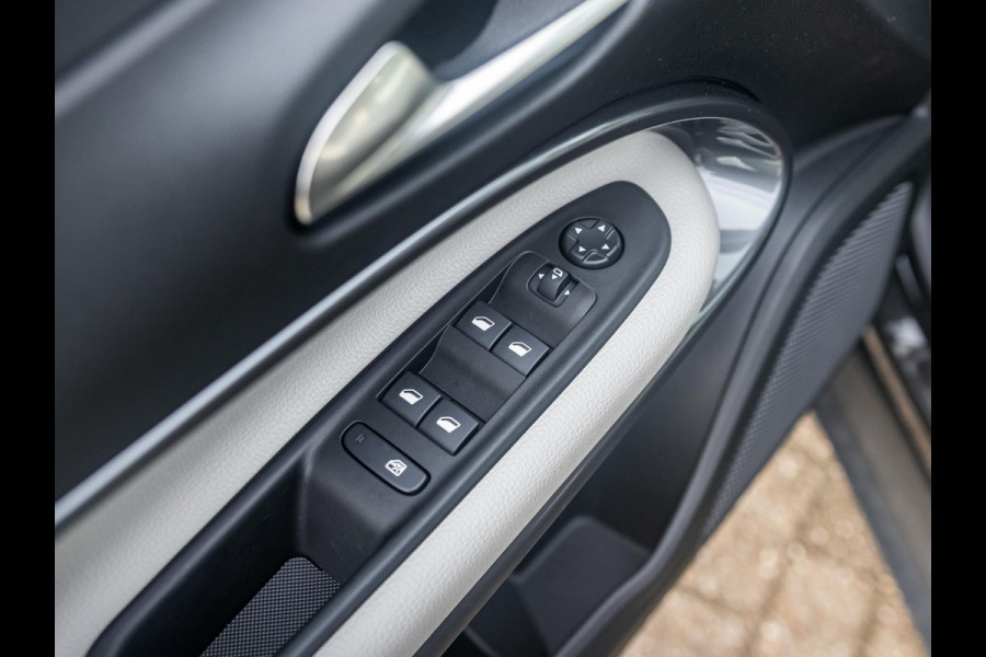 Fiat 600E La Prima 54 kWh | Carplay | Elek. Stoel | Stoelverwarming | Keyless | LED | Clima