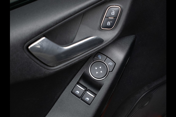 Ford Fiesta 1.1 Sport (APPLE CARPLAY,NAVI,CRUISE,BLACK EDITION,TREKHAAK,DAB,LED,SPORTSTOELEN,NETTE STAAT)
