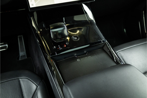 Land Rover Range Rover Sport 4.4 P635 SV Edition One Obsidian Black - Panorama | Carbon | Stoelkoeling & Massage | Meridian Audio