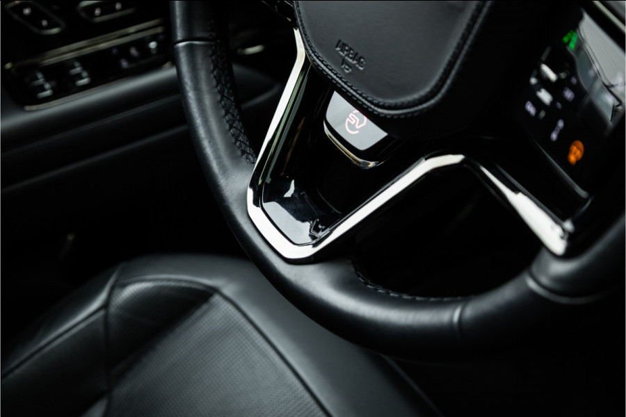 Land Rover Range Rover Sport 4.4 P635 SV Edition One Obsidian Black - Panorama | Carbon | Stoelkoeling & Massage | Meridian Audio