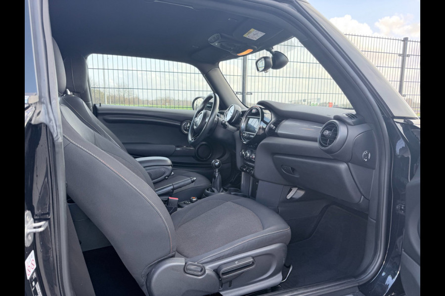 MINI Mini 1.5 Cooper | NAVI | Carplay | PDC |2e eigenaar
