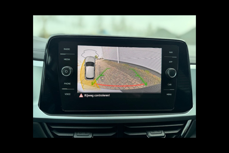 Volkswagen T-Roc 1.5 TSI Automaat,Virtueel,Navigatie-Camera-Carplay,Cruisecontrol,stoelverwarming