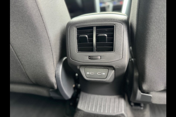 Volkswagen T-Roc 1.5 TSI Automaat,Virtueel,Navigatie-Camera-Carplay,Cruisecontrol,stoelverwarming