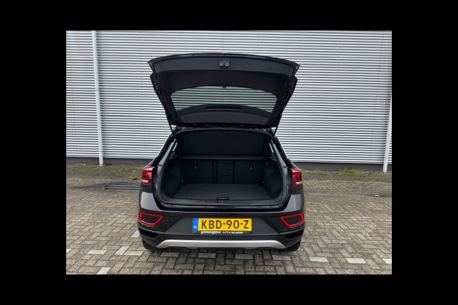 Volkswagen T-Roc 1.5 TSI Automaat,Virtueel,Navigatie-Camera-Carplay,Cruisecontrol,stoelverwarming
