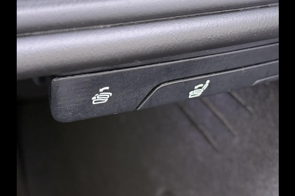 Audi A5 Coupé 40 TFSI S edition | S LINE IN- EN EXTERIEUR | TOPSTAAT! | 20 INCH| LEER| CAMERA| STOELVERWARMING| MATRIX LED| QUANTUM GRIJS