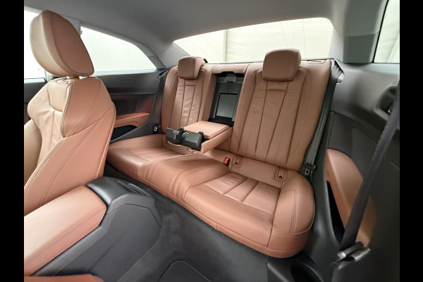 Audi A5 Coupé 40 TFSI S edition | S LINE IN- EN EXTERIEUR | TOPSTAAT! | 20 INCH| LEER| CAMERA| STOELVERWARMING| MATRIX LED| QUANTUM GRIJS