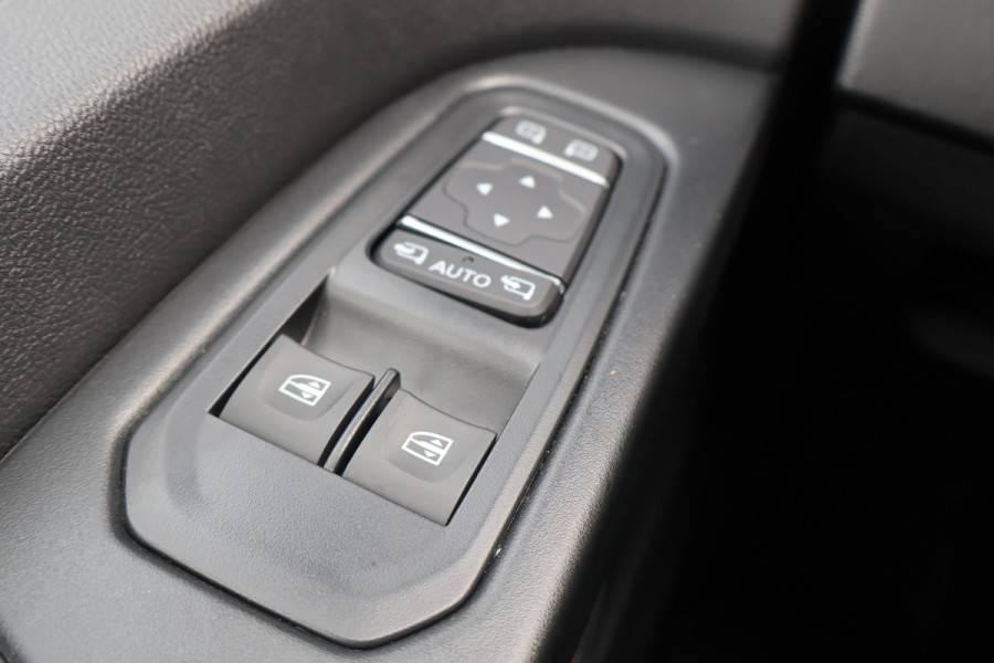 Renault Trafic 2.0 dCi 170pk L2 H1 DC Luxe Bpm Vrij