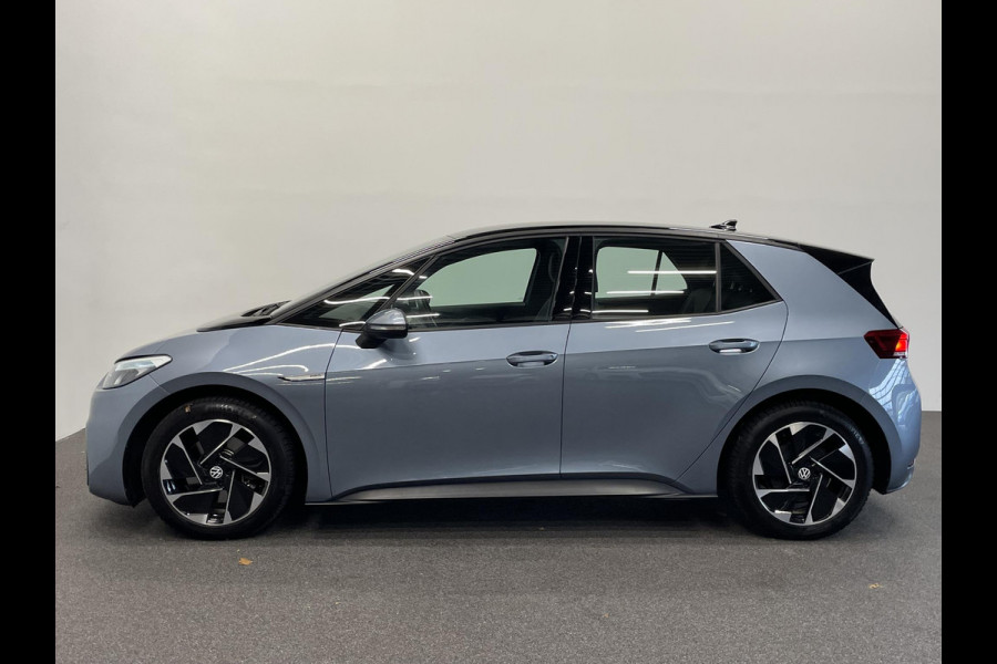 Volkswagen ID.3 Pro 58 kWh Airco ECC Navi Carplay PDC VA+ Camera Full LED Adaptive Cruise Control 18" LM Velgen Stoel/Stuurwielverwarming