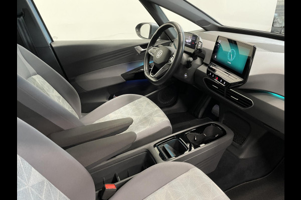 Volkswagen ID.3 Pro 58 kWh Airco ECC Navi Carplay PDC VA+ Camera Full LED Adaptive Cruise Control 18" LM Velgen Stoel/Stuurwielverwarming