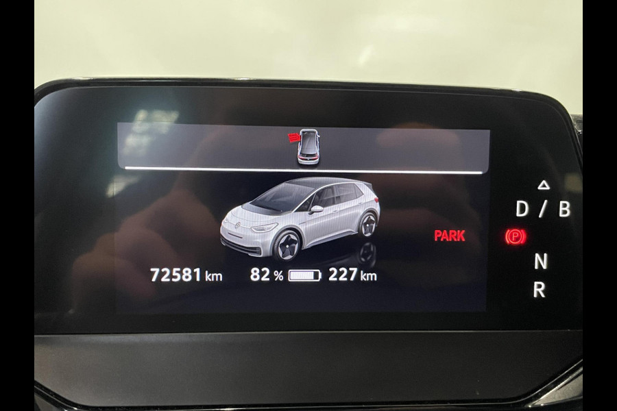 Volkswagen ID.3 Pro 58 kWh Airco ECC Navi Carplay PDC VA+ Camera Full LED Adaptive Cruise Control 18" LM Velgen Stoel/Stuurwielverwarming