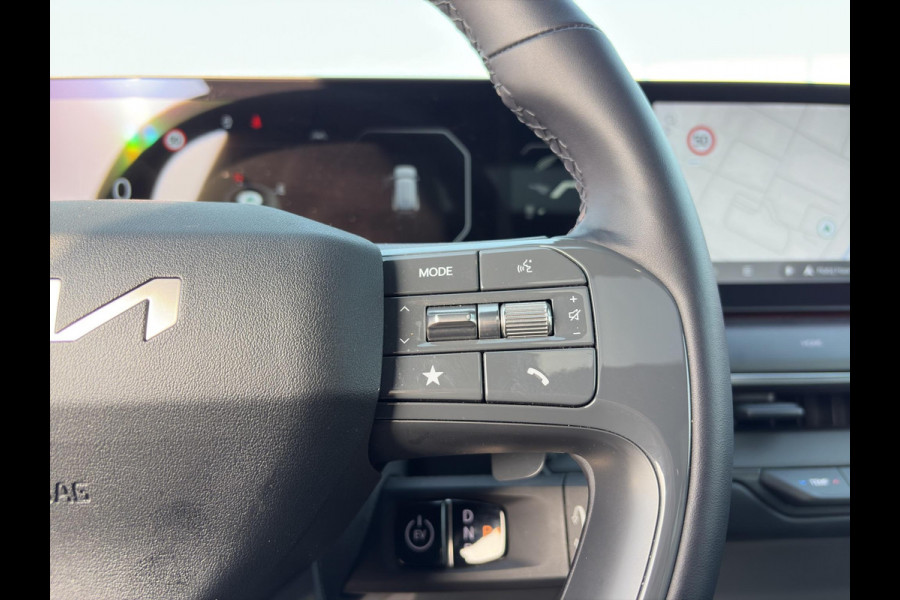 Kia EV9 GT-Line AWD 99.8 kWh HUD | Leder | Meridian Sound | Camera | Navi | Apple CarPlay/Android Auto | Key-Less | Stuur-/Stoelverwarming | PDC | Cruise | LED |