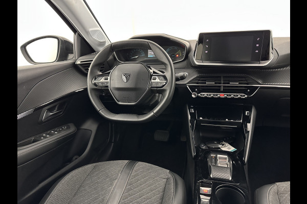 Peugeot e-208 EV Style 50 kWh [ 3-Fase-11kW] {SOH-96%} (INCL-BTW) Aut. *LEATHER-FABRIC | FULL-LED | SPORT-SEATS | KEYLESS | PRIVACY-GLASS | DAB+ | NAVI-FULLMAP | ECC | PDC | CRUISE | 16''ALU*
