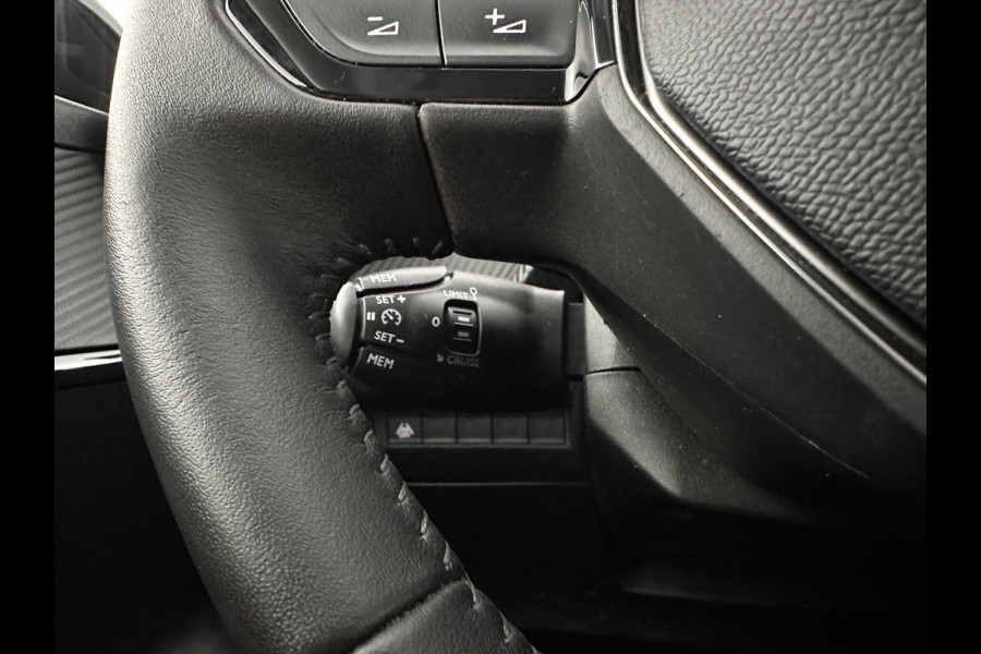Peugeot e-208 EV Style 50 kWh [ 3-Fase-11kW] {SOH-96%} (INCL-BTW) Aut. *LEATHER-FABRIC | FULL-LED | SPORT-SEATS | KEYLESS | PRIVACY-GLASS | DAB+ | NAVI-FULLMAP | ECC | PDC | CRUISE | 16''ALU*