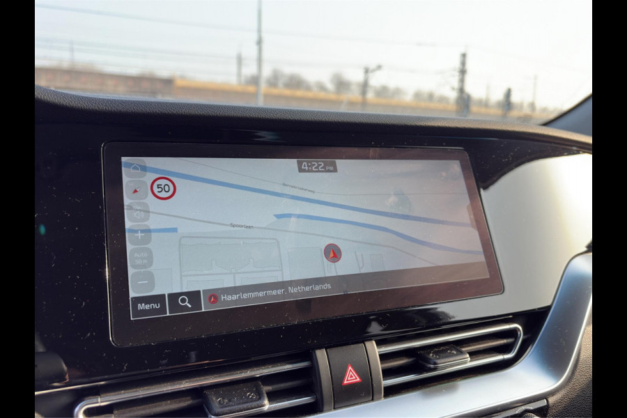 Kia Niro 1.6 GDi PHEV ExecutiveLine Automaat | Leder | Apple Carplay & Android Auto | Camera | Cruise | Stoelventilatie & Verwarming |