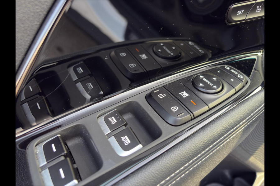 Kia Niro 1.6 GDi PHEV ExecutiveLine Automaat | Leder | Apple Carplay & Android Auto | Camera | Cruise | Stoelventilatie & Verwarming |