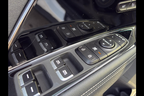 Kia Niro 1.6 GDi PHEV ExecutiveLine Automaat | Leder | Apple Carplay & Android Auto | Camera | Cruise | Stoelventilatie & Verwarming |