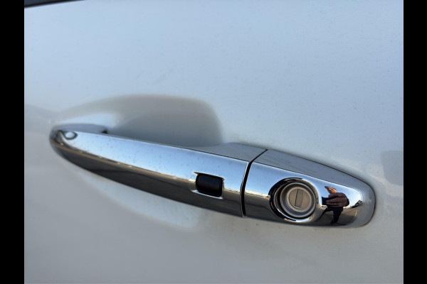 Kia Niro 1.6 GDi PHEV ExecutiveLine Automaat | Leder | Apple Carplay & Android Auto | Camera | Cruise | Stoelventilatie & Verwarming |