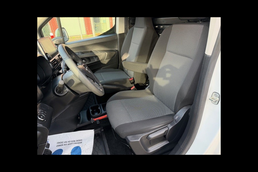 Opel Combo 1.5D L2H1 Edition AIRCO I NAVI I TREKHAAK I PDC I APPLE CARPLAY I 1e EIGENAAR I COMPETE ONDERHOUDSHISTORIE