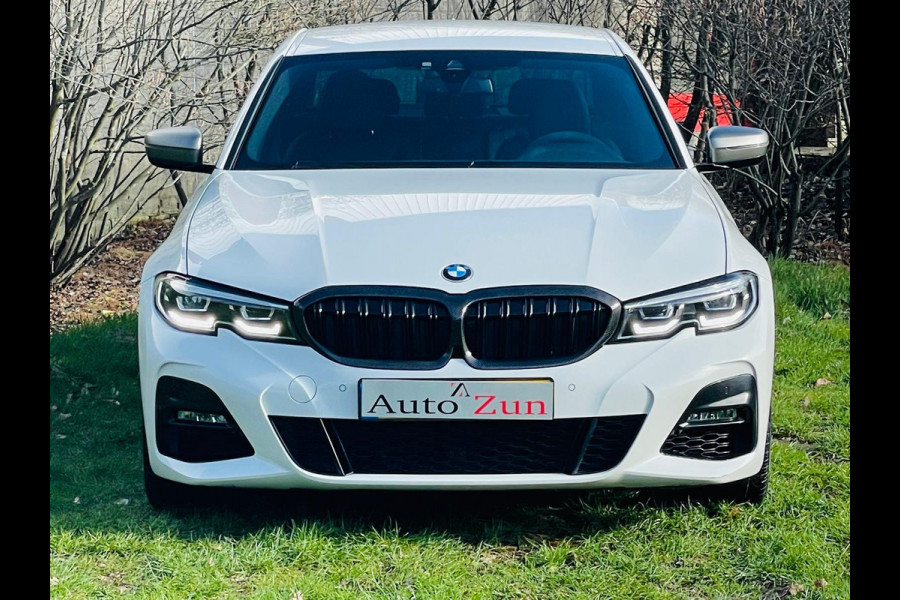 BMW 3-serie 320i Business Edition M Sport pakket Automaat Navi CarPlay Carbon pakket/NL Auto