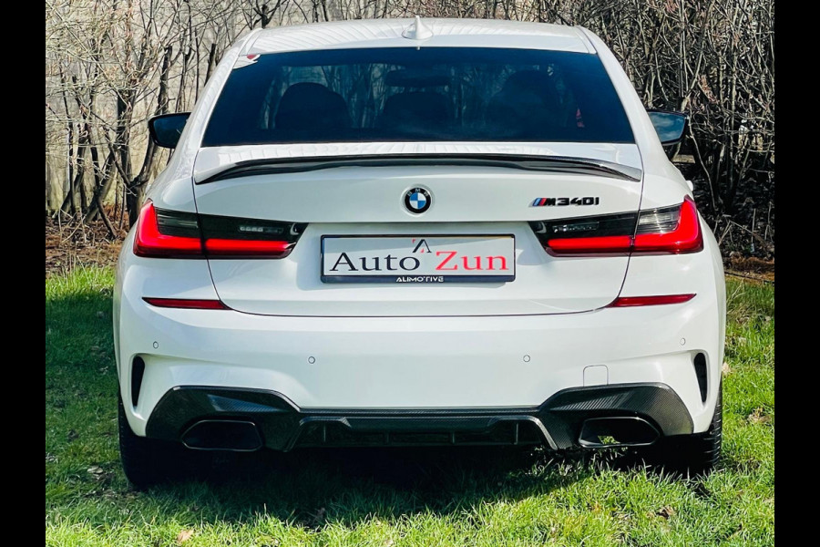 BMW 3-serie 320i Business Edition M Sport pakket Automaat Navi CarPlay Carbon pakket/NL Auto