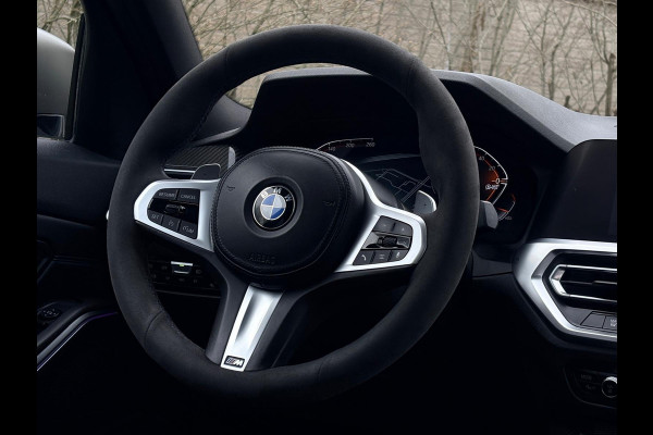 BMW 3-serie 320i Business Edition M Sport pakket Automaat Navi CarPlay Carbon pakket/NL Auto