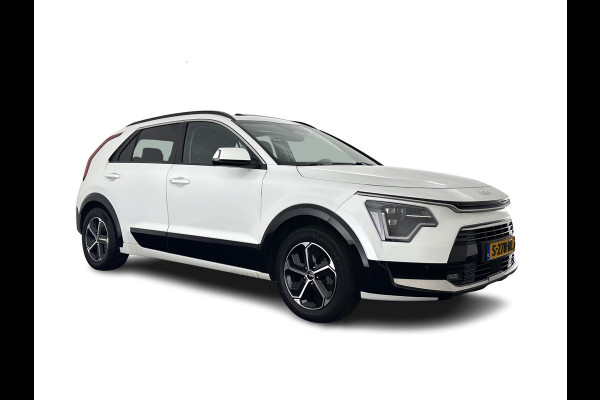 Kia Niro 1.6 GDi Hybrid DynamicPlusLine (INCL-BTW) Aut. *PANO | HEAD-UP | LEATHER | DIGI-COCKPIT | NAVI-FULLMAP | DAB | ADAPTIVE-CRUISE | CAMERA | HEATED-COMFORTSEATS | KEYLESS | PRIVACYGLASS | SHIFTPADDLES | CARPLAY | TOWBAR*