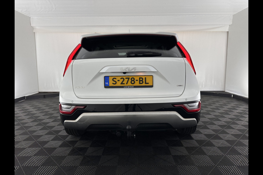 Kia Niro 1.6 GDi Hybrid Dynamic Plus Line (INCL-BTW) Aut. *PANO | HEAD-UP | LEATHER | DIGI-COCKPIT | NAVI-FULLMAP | DAB | ADAPTIVE-CRUISE | CAMERA | HEATED-COMFORTSEATS | KEYLESS | PRIVACYGLASS | SHIFTPADDLES | CARPLAY | TOWBAR | 16"