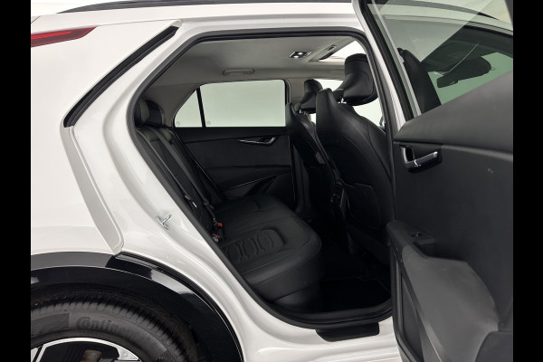 Kia Niro 1.6 GDi Hybrid Dynamic Plus Line (INCL-BTW) Aut. *PANO | HEAD-UP | LEATHER | DIGI-COCKPIT | NAVI-FULLMAP | DAB | ADAPTIVE-CRUISE | CAMERA | HEATED-COMFORTSEATS | KEYLESS | PRIVACYGLASS | SHIFTPADDLES | CARPLAY | TOWBAR | 16"