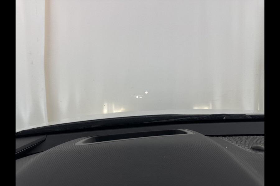 Kia Niro 1.6 GDi Hybrid Dynamic Plus Line (INCL-BTW) Aut. *PANO | HEAD-UP | LEATHER | DIGI-COCKPIT | NAVI-FULLMAP | DAB | ADAPTIVE-CRUISE | CAMERA | HEATED-COMFORTSEATS | KEYLESS | PRIVACYGLASS | SHIFTPADDLES | CARPLAY | TOWBAR | 16"