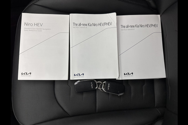 Kia Niro 1.6 GDi Hybrid Dynamic Plus Line (INCL-BTW) Aut. *PANO | HEAD-UP | LEATHER | DIGI-COCKPIT | NAVI-FULLMAP | DAB | ADAPTIVE-CRUISE | CAMERA | HEATED-COMFORTSEATS | KEYLESS | PRIVACYGLASS | SHIFTPADDLES | CARPLAY | TOWBAR | 16"