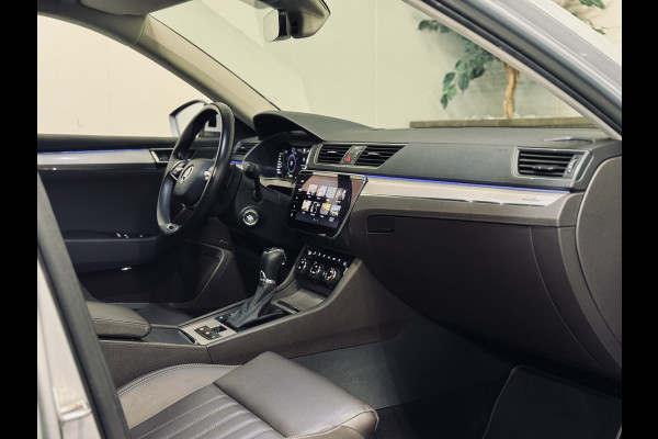 Škoda Superb Combi 1.4 TSI iV Laurin & Klement | Panorama | Stoelvent. | Trekhaak