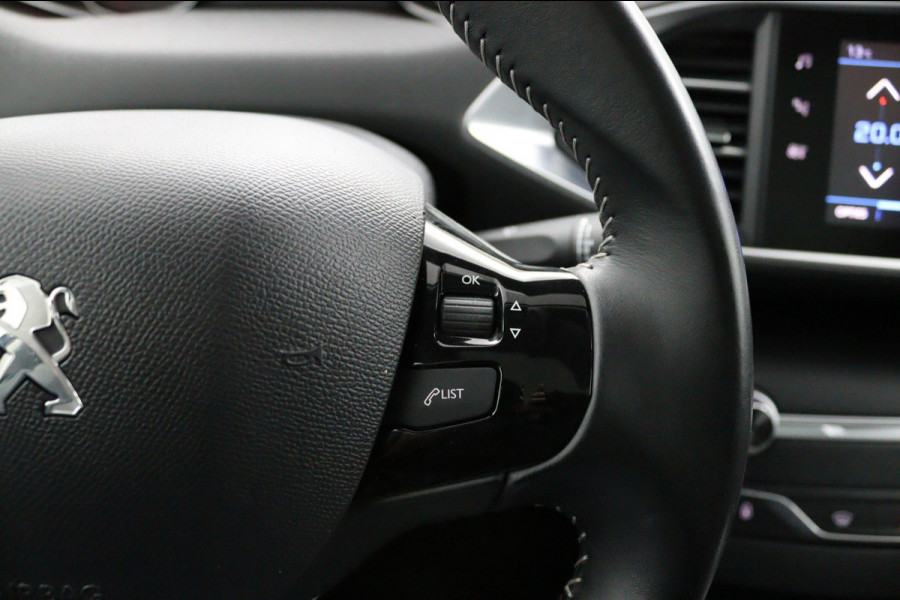 Peugeot 308 SW CARPLAY*130PK*PANO*NAVI*CAMERA*HAAK*CRUISE*ECC*