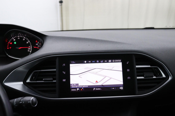 Peugeot 308 SW CARPLAY*130PK*PANO*NAVI*CAMERA*HAAK*CRUISE*ECC*