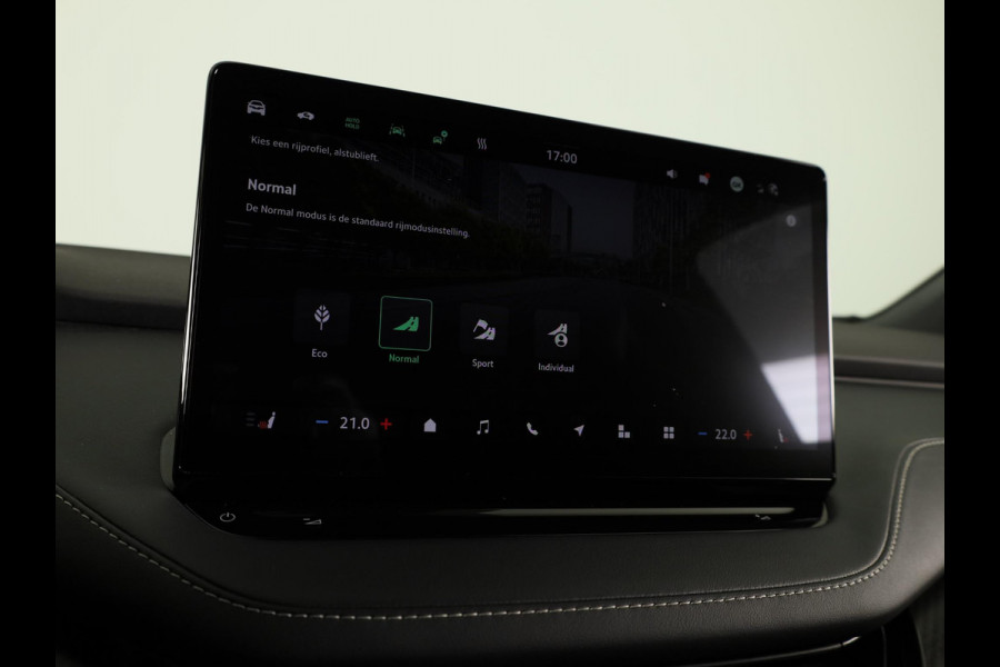 Škoda Elroq 60 Sportline 204pk | Navigatie | Keyless entry | Parkeercamera | Adaptieve cruise controle | Stoelverwarming | Parkeersensoren voor en achter