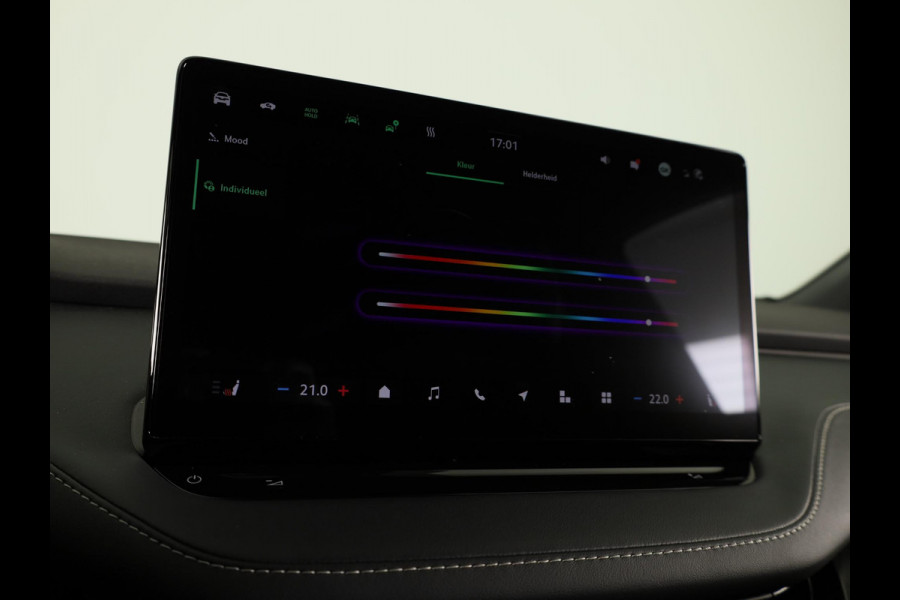 Škoda Elroq 60 Sportline 204pk | Navigatie | Keyless entry | Parkeercamera | Adaptieve cruise controle | Stoelverwarming | Parkeersensoren voor en achter