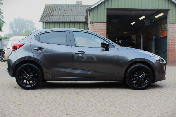Mazda 2 1.5 SkyActiv-G 90 Homura - Stoel- stuurverwarming, Cruise, Achteruitrijcamera, Airco!