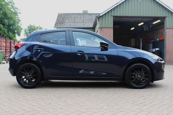 Mazda 2 1.5 SkyActiv-G 90 Homura - Stoel- stuurverwarming, Cruise, Achteruitrijcamera, Airco!