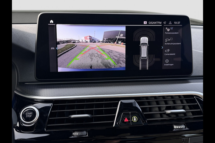 BMW 5 Serie Touring 530e M-Sport | Pano | Trekhaak | Laser | Head Up | Driving Assist Pro | Keyless | Dealer onderhouden | 1e eig.