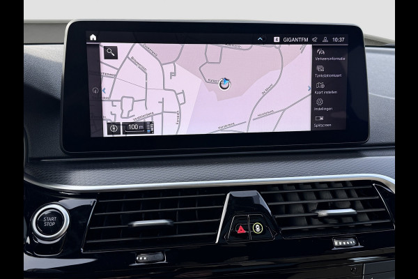 BMW 5 Serie Touring 530e M-Sport | Pano | Trekhaak | Laser | Head Up | Driving Assist Pro | Keyless | Dealer onderhouden | 1e eig.