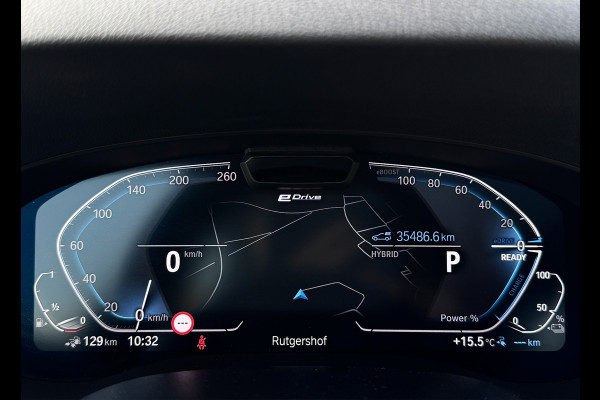 BMW 5 Serie Touring 530e M-Sport | Pano | Trekhaak | Laser | Head Up | Driving Assist Pro | Keyless | Dealer onderhouden | 1e eig.