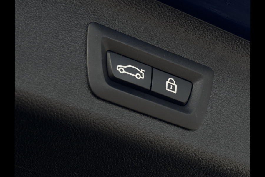 BMW 5 Serie Touring 530e M-Sport | Pano | Trekhaak | Laser | Head Up | Driving Assist Pro | Keyless | Dealer onderhouden | 1e eig.