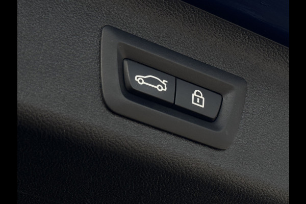 BMW 5 Serie Touring 530e M-Sport | Pano | Trekhaak | Laser | Head Up | Driving Assist Pro | Keyless | Dealer onderhouden | 1e eig.