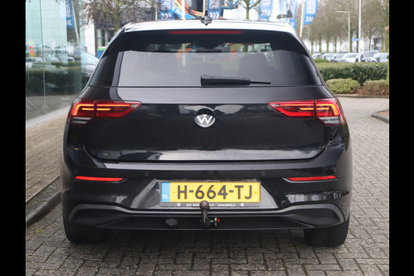Volkswagen Golf 1.5 TSI Life Business Navi / LED /Camera / Trekh / Climate BTW auto