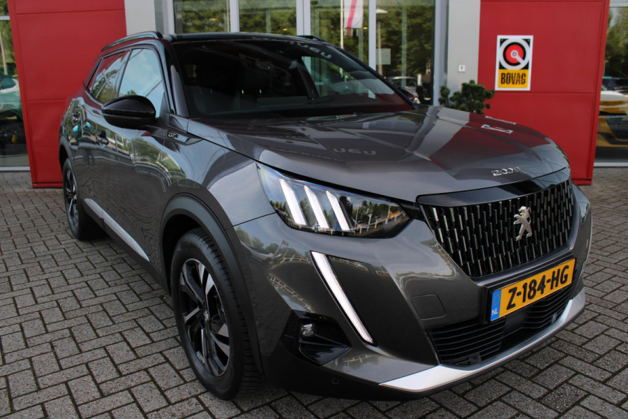 Peugeot 2008 1.2 130PK GT | NAVIGATIE 10" TOUCHSCREEN | APPLE CARPLAY/ANDROID AUTO | ADAPTIVE CRUISE CONTROL | FULL LED KOPLAMPEN | ACHTERUITRIJ CAMERA | 3-D COCKPIT | KEYLESS ENTRY/START | STOEL VERWARMING | DODEHOEK BEWAKING | ALL SEASON BANDEN |
