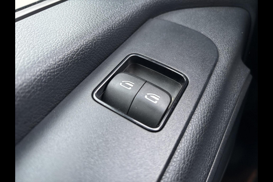 Mercedes-Benz Sprinter 211 1.9 CDI L2H2 FWD*ECC*CAMERA*3PERSOONS*TEL*