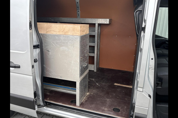 Renault Master 2.3 dCi L2H2*A/C*CRUISE*NAVI*HAAK*CAM*INRICHTING*