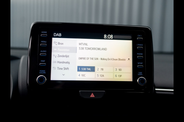 Toyota Yaris 1.5 Hybrid Executive | Bi-Tone | 17'' | Stoelverw. | Apple Carplay/ Android Auto | Prijs Rijklaar!!